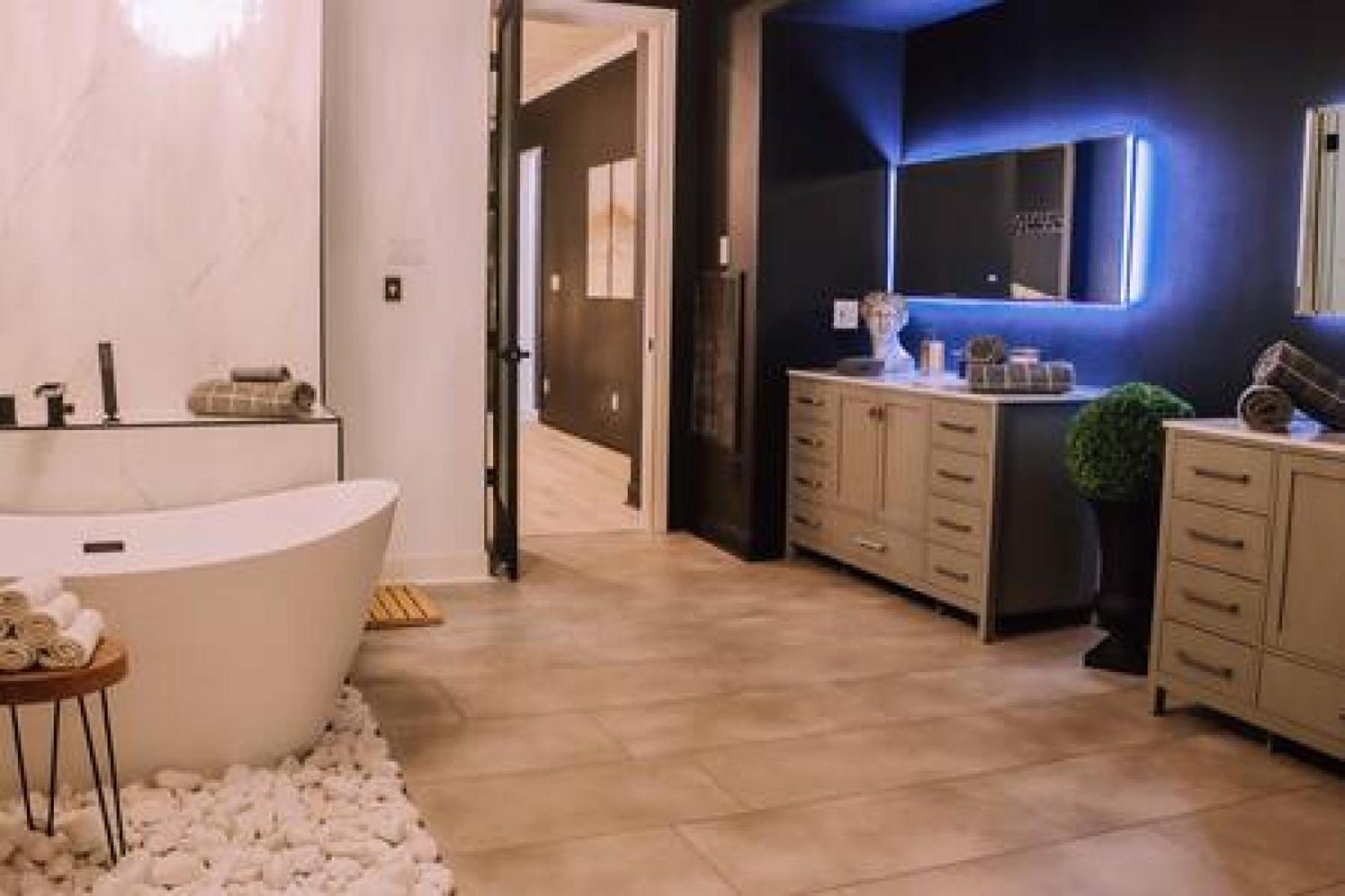 Lovely 4Bd House W Pool, Hot Tub And Free Parking Houston Bagian luar foto