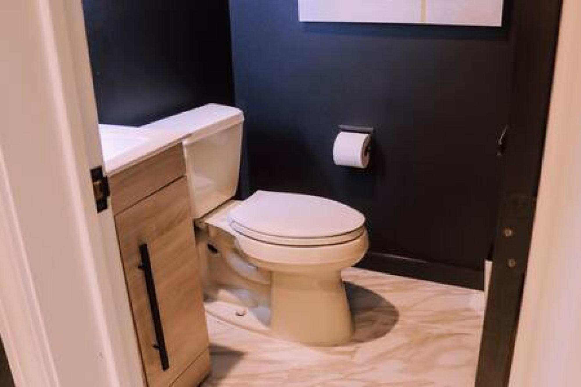 Lovely 4Bd House W Pool, Hot Tub And Free Parking Houston Bagian luar foto