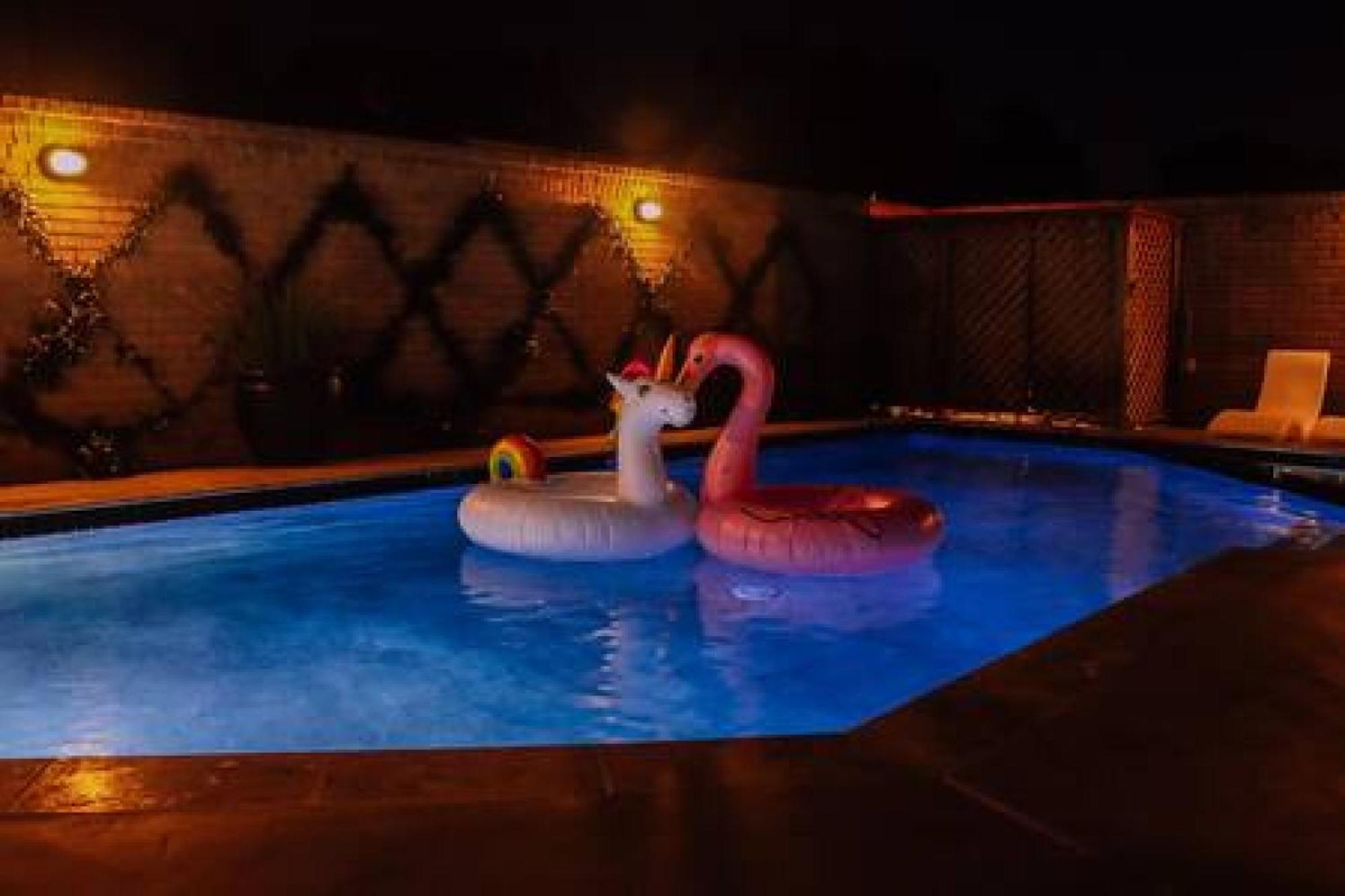 Lovely 4Bd House W Pool, Hot Tub And Free Parking Houston Bagian luar foto